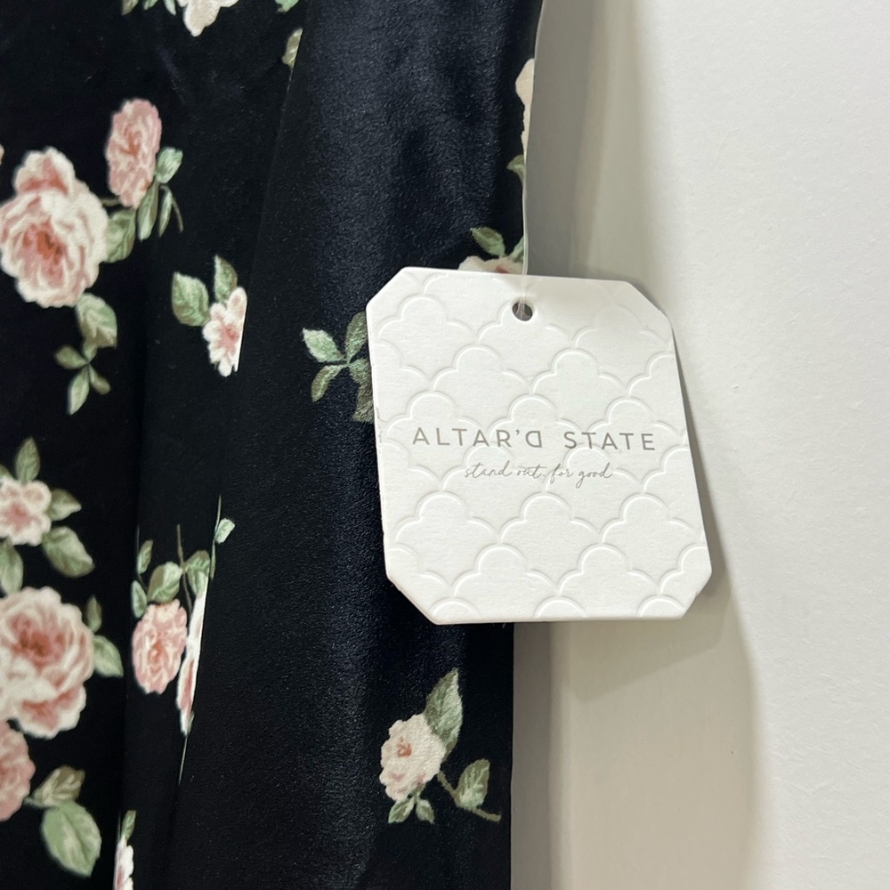 Altar’d State NWT Floral Black silky Maxi Skirt size Small cottage core romantic - Picture 3 of 5